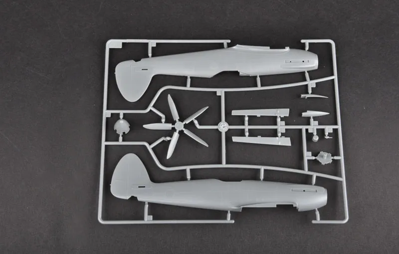 1/48 Scale WWII Royal Navy Spiteful F Mk 14 Model Kit 9 1/48 Scale WWII Royal Navy Spiteful F Mk 14 Model Kit - Image 9