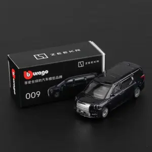 Bburago 1/64 Die-Cast Car Collection 37 S84b1291a50d64a38826ebdf35e32f0d3y