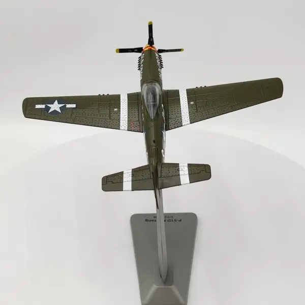 Die-cast Aircraft Model 1/72 Scale P-51D - Image 4