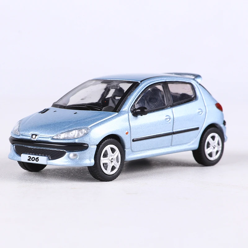 1:64 Scale Peugeot 206 Diecast Model Car 4 1:64 Scale Peugeot 206 Diecast Model Car - Image 4