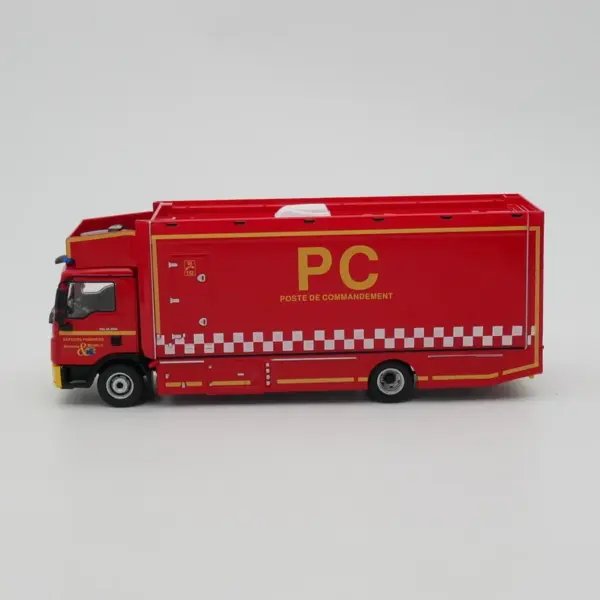 Ixo 1:43 Scale MAN TGL Fire Engine Model - Image 2