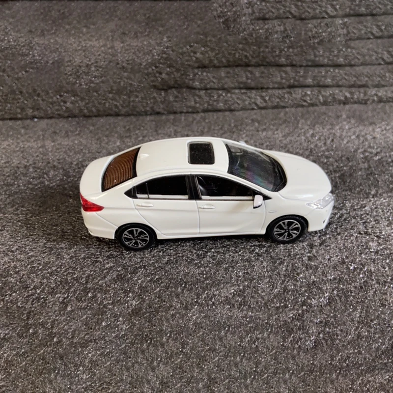 1:43 Scale Diecast Honda Greiz Model Car 3 1:43 Scale Diecast Honda Greiz Model Car - Image 3