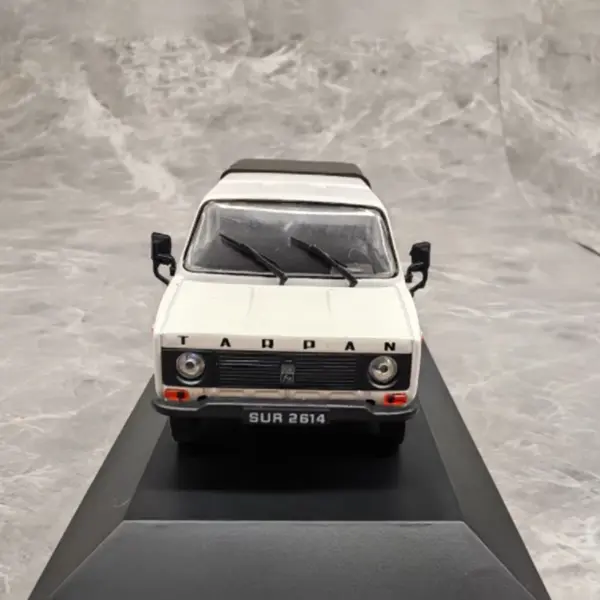1/43 Scale TARPAN 237 Diecast Pickup Model - Image 4