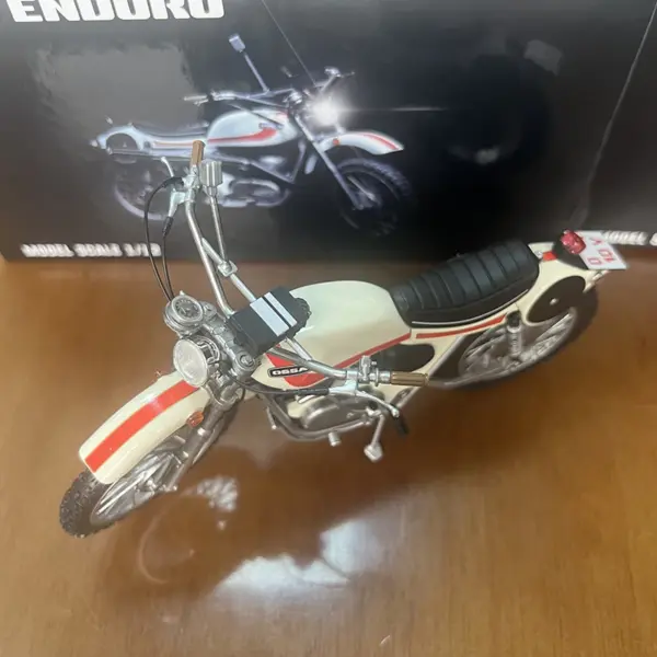 Ossa 250 A73 Enduro Scale Motorcycle Model - Image 16