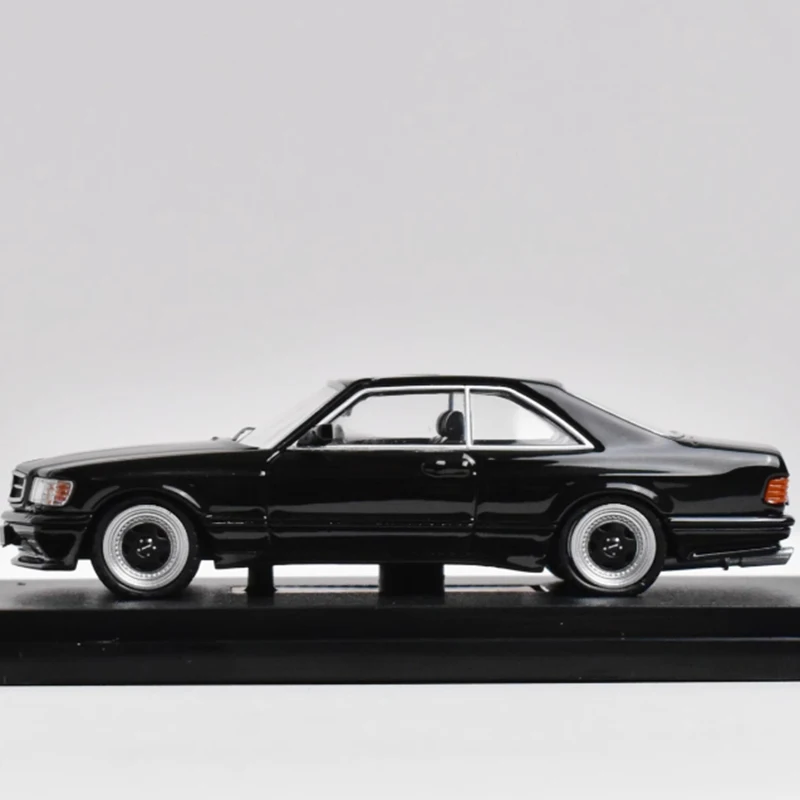Benz 560 SEC AMG W126 Diecast Model 1:64 3 Benz 560 SEC AMG W126 Diecast Model 1:64 - Image 3