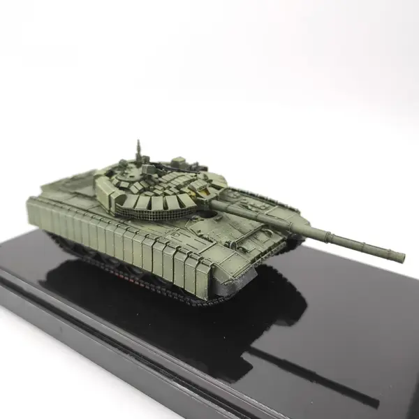1/72 Scale Sanrong T-72 B3M Tank Model - Image 2