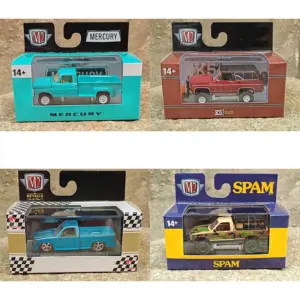 1:64 Alloy Model Cars - Dodge Challenger, Mercury Van