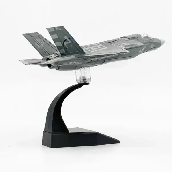 1/72 Scale F35B Fighter Aircraft Diecast Model - Image 5