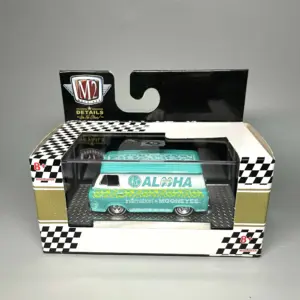 Red Vintage Car Model with Openable Doors 15 S943e4631b2604de88200251bca1b8b1cw