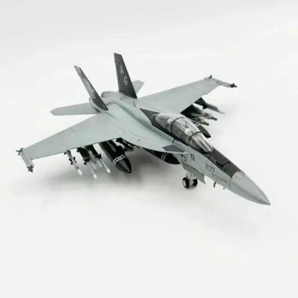 1/72 F/A-18 Hornet VFA-103 Diecast Model - Image 5