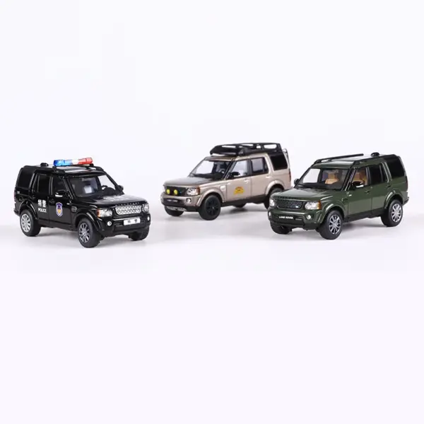 1:64 Scale Discovery 4 Diecast Model Car - Image 2