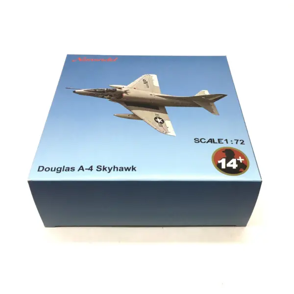 1:72 Scale USAF Marine Corps A-4 Aircraft Model - Image 6