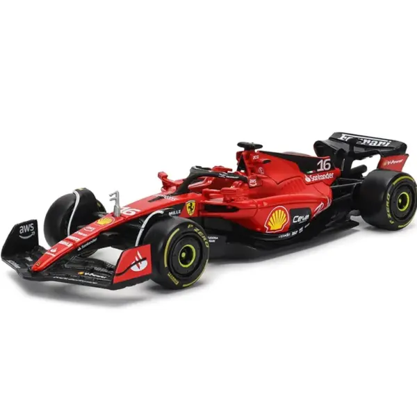 Bburago 1:43 Scale Formula 1 W15-63 Model - Image 9