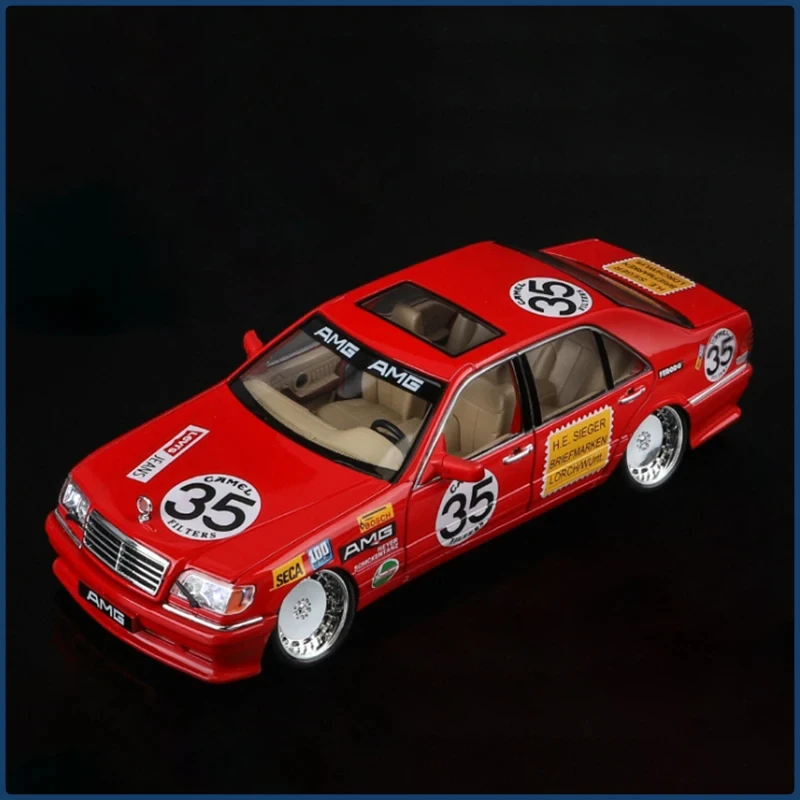 Red Pig 1/24 Alloy Car Model Ornament 3 Red Pig 1/24 Alloy Car Model Ornament - Image 3