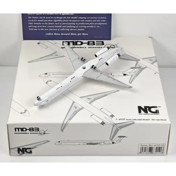 NG Models 1/400 Scale White MD-83 Alloy Aircraft Model - Image 6