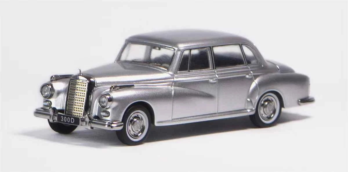 GFCC 1:64 Miniature 1959 Chrysler 300D Set 5 GFCC 1:64 Miniature 1959 Chrysler 300D Set - Image 5