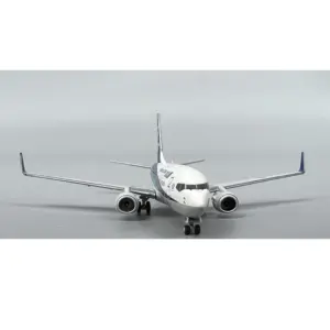Japanese ANA B737-700 Model in Scale 1:400 8 S9d0e82137fc34eaf9b58188128e0adffc