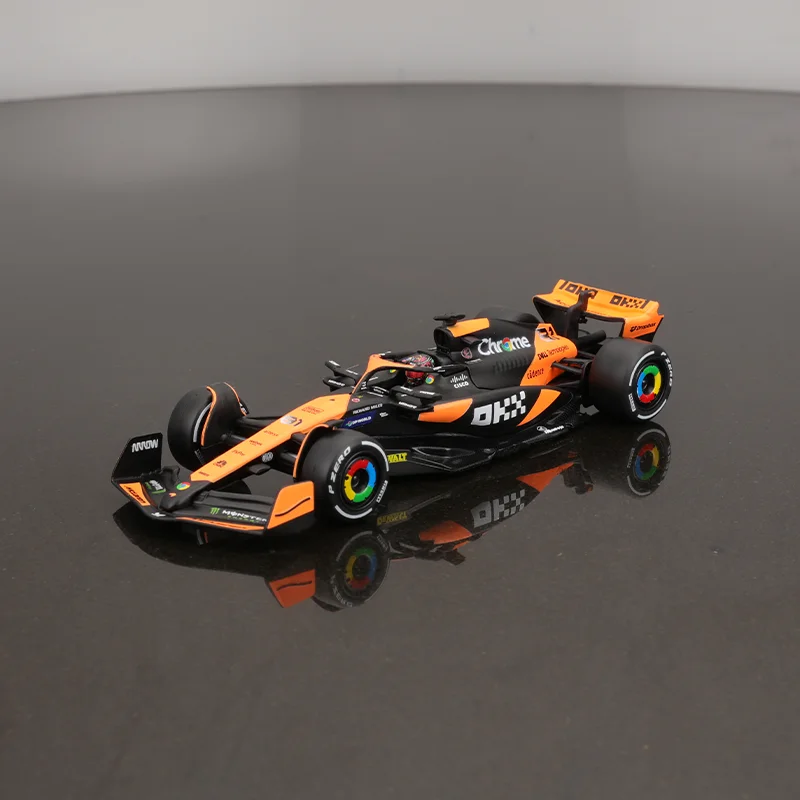 Bburago 1:24 McLaren Mcl38 Miami Diecast Model 12 Bburago 1:24 McLaren Mcl38 Miami Diecast Model - Image 12