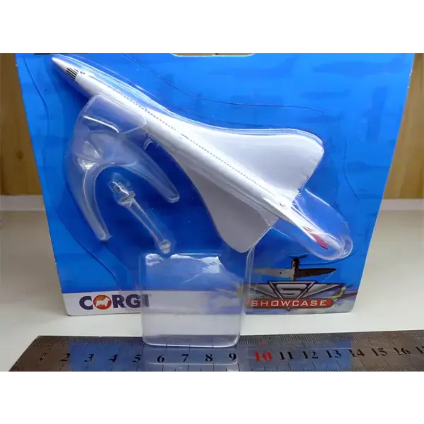 Corgi 1:100 Scale Diecast Concorde Model - Image 6
