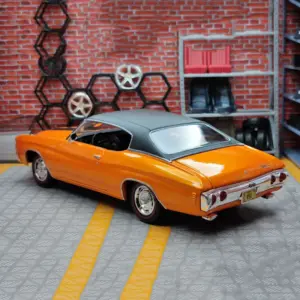 Maisto 1:18 Chevy Chevelle SS 454 Diecast Model 17 S9dc188cf44914015b174906705928b96T