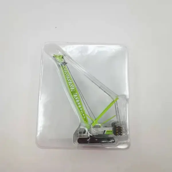 1:120 Scale ZOOMLION ZCC1300 Crawler Crane Model - Image 5