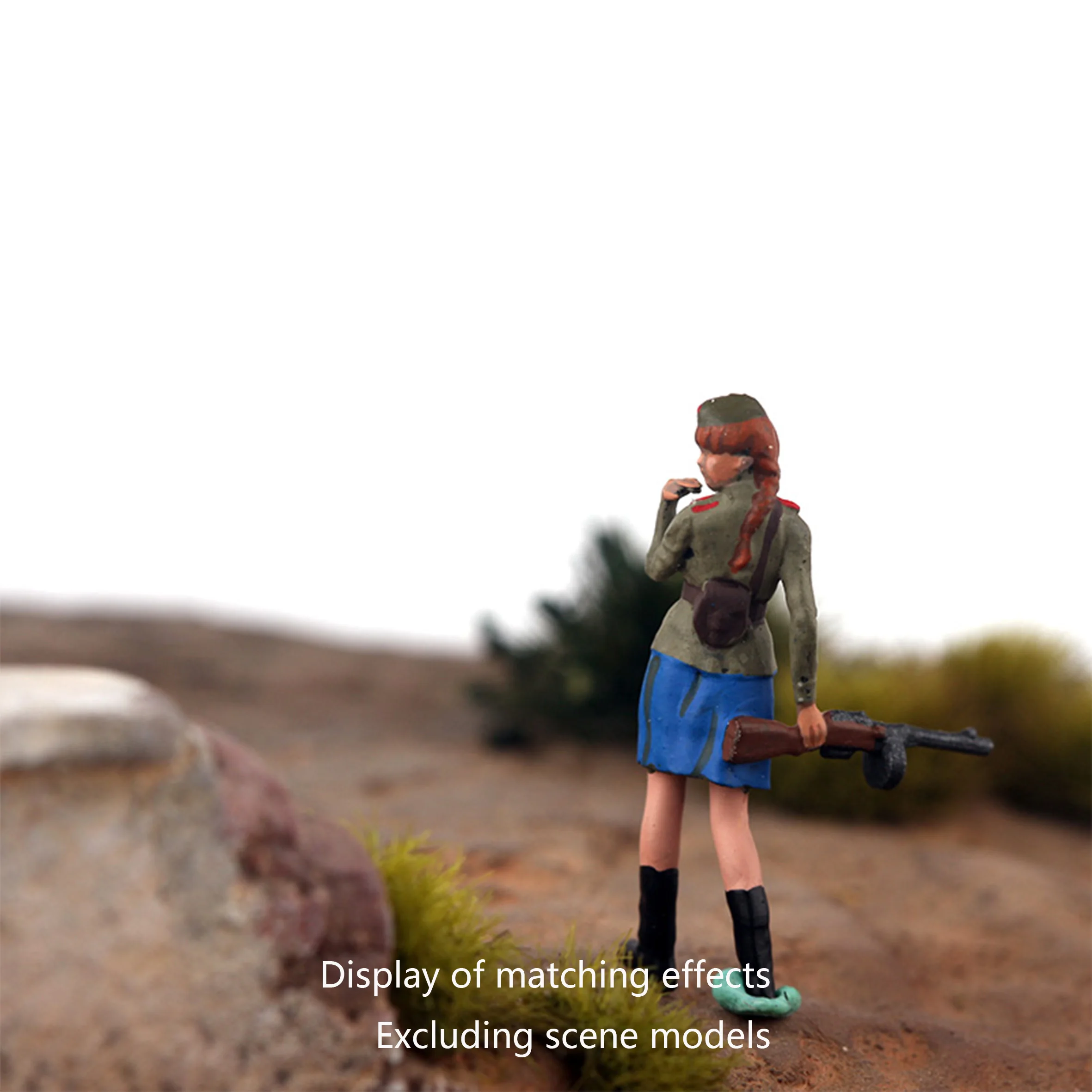 1/72 Soviet Female Soldier Resin Model 2 1/72 Soviet Female Soldier Resin Model - Image 2