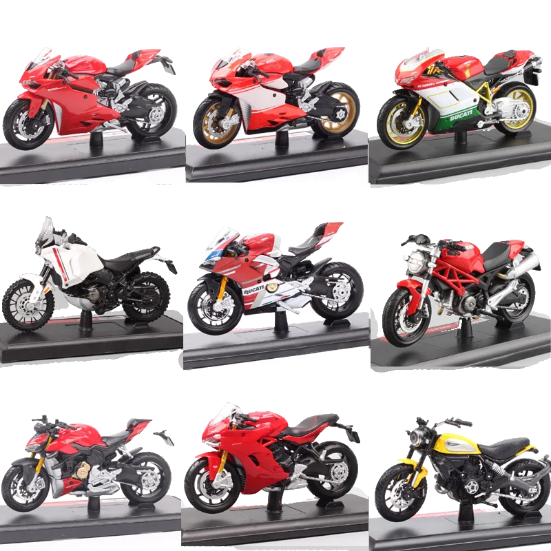 Maisto Ducati Super Naked V4 S 1:18 Diecast Model 2 Maisto Ducati Super Naked V4 S 1:18 Diecast Model - Image 2