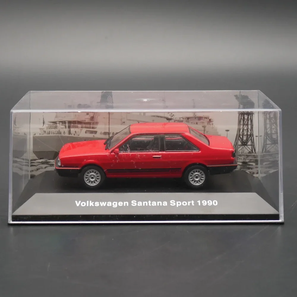 Volkswagen Santana Sport 1990 Diecast Model 1:43 5 Volkswagen Santana Sport 1990 Diecast Model 1:43 - Image 5