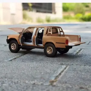 1:32 Alloy Hilux Pickup Diecast Model Car 9 Sa2ed1c645eda44bc9905a9522fd1db1eA