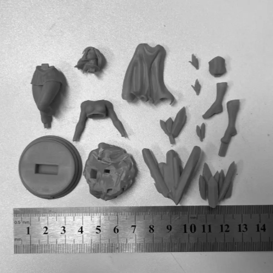 1/24 Resin Fantasy Girl Model Kit Unassembled 3 1/24 Resin Fantasy Girl Model Kit Unassembled - Image 3