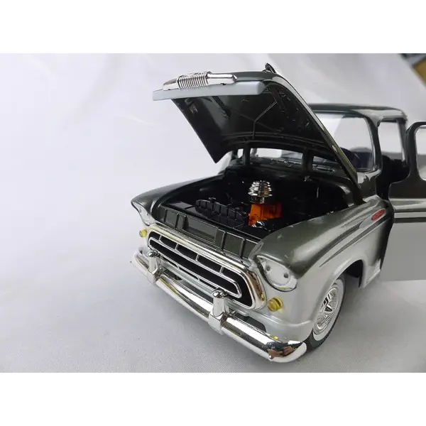 SpecCast 1:25 Scale Chevy Pickup Model - Image 5