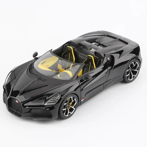 Bburago 1/18 Scale Bugatti Mistral Model - Image 8