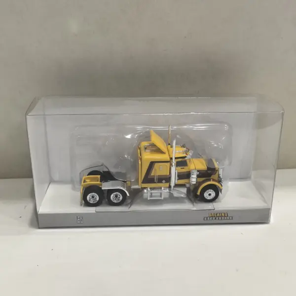 Diecast PETERBILT 359 1:87 Scale Model - Image 6
