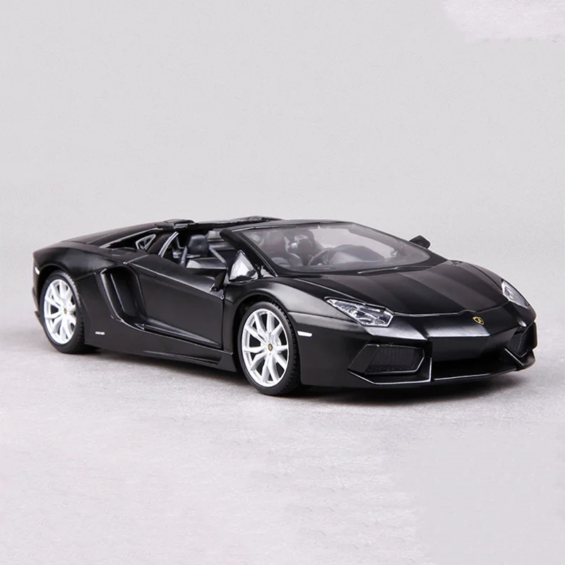 Maisto 1:24 Lamborghini Aventador Diecast Model 2 Maisto 1:24 Lamborghini Aventador Diecast Model - Image 2