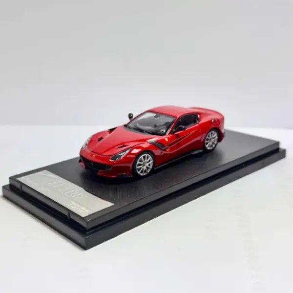 1:64 Scale Ferrari F12 TDF Diecast Model - Image 2