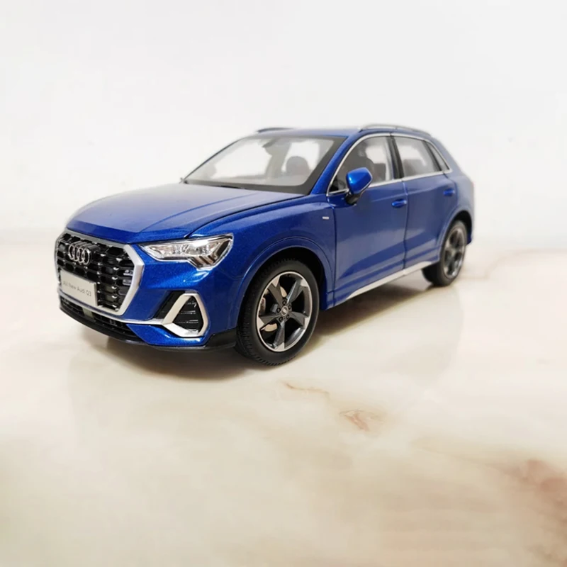 Diecast FAW Q3 SUV 1:18 Model Collection 2 Diecast FAW Q3 SUV 1:18 Model Collection - Image 2