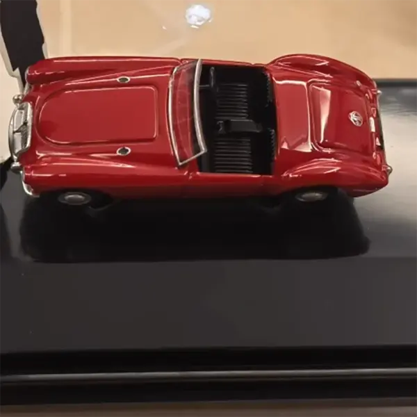 1/72 Scale Diecast Alloy Sports Car Model - Image 5
