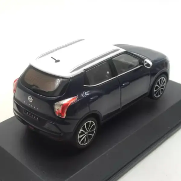 1:43 Scale Ssang Yong Tivoli Alloy Car Model - Image 3