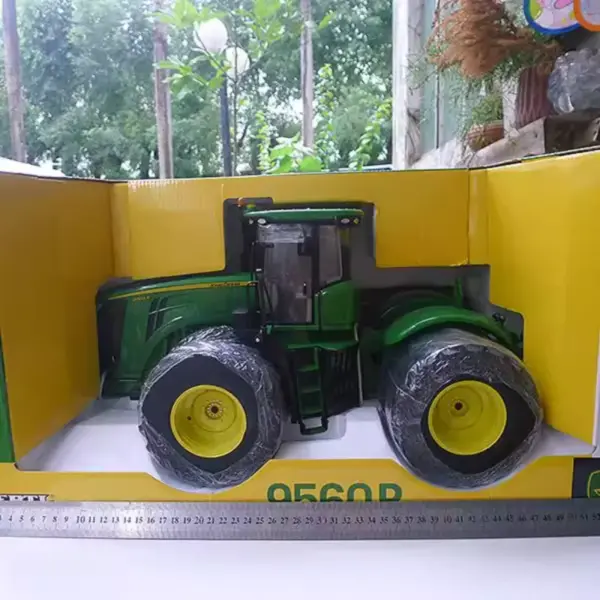 ERTL 1:16 Scale John Deere 9560R Model - Image 2