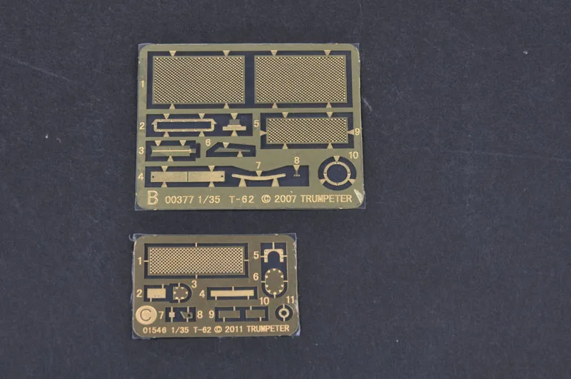 Russian T-62 BDD Tank Model Kit 1:35 Scale 15 Russian T-62 BDD Tank Model Kit 1:35 Scale - Image 15