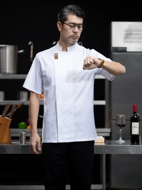 Red DiYi Chef Uniform with Breathable Mesh - Image 4