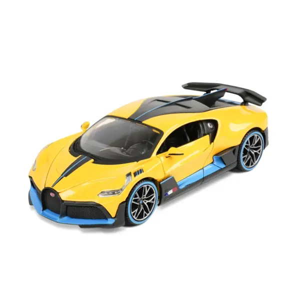 Maisto 1:24 Bugatti Divo Die-Cast Model Set - Image 10