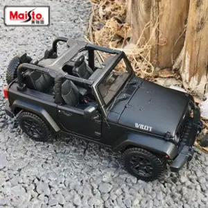 Maisto 1:18 Jeep Wrangler Rubicon Diecast Model
