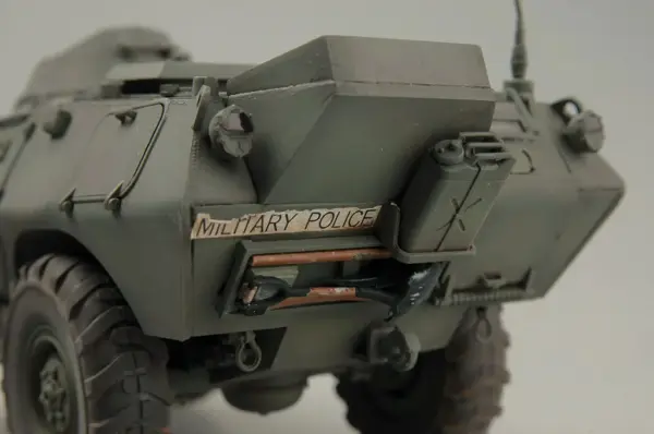 1/35 Scale US M706 Commando Armored Car Model Kit - Image 13