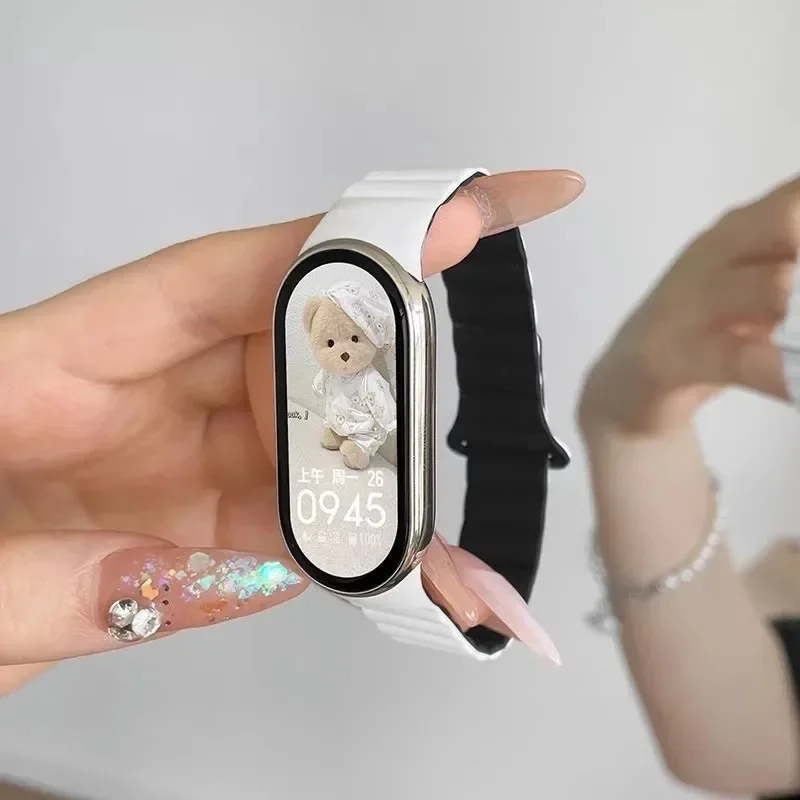 Magnetic Silicone Strap for Xiaomi Mi Band 8 and 9 9 Magnetic Silicone Strap for Xiaomi Mi Band 8 and 9 - Image 9