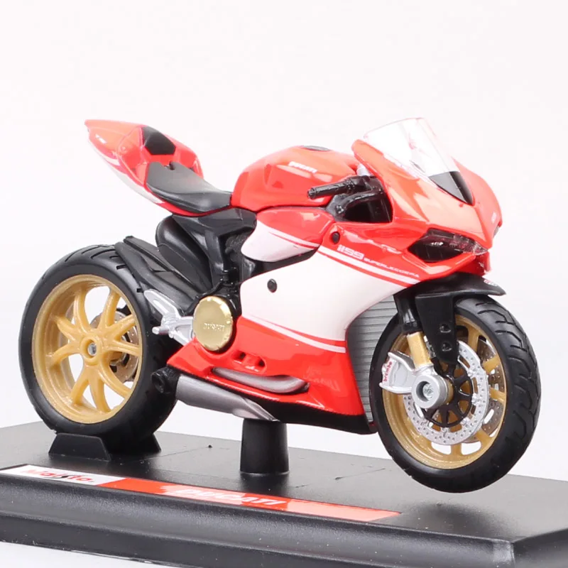 Maisto Ducati Super Naked V4 S 1:18 Diecast Model 14 Maisto Ducati Super Naked V4 S 1:18 Diecast Model - Image 14