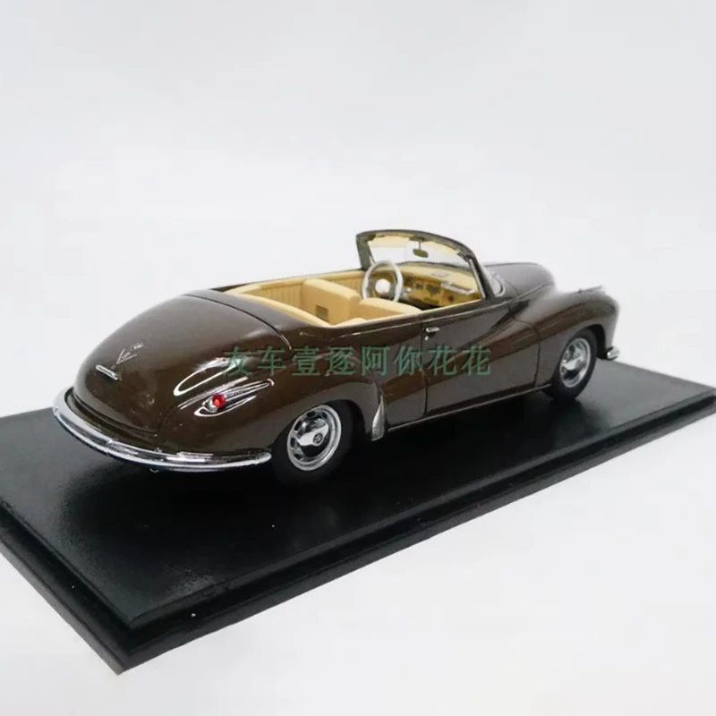 1956 BMW 502 1:43 Resin Model Car 2 1956 BMW 502 1:43 Resin Model Car - Image 2