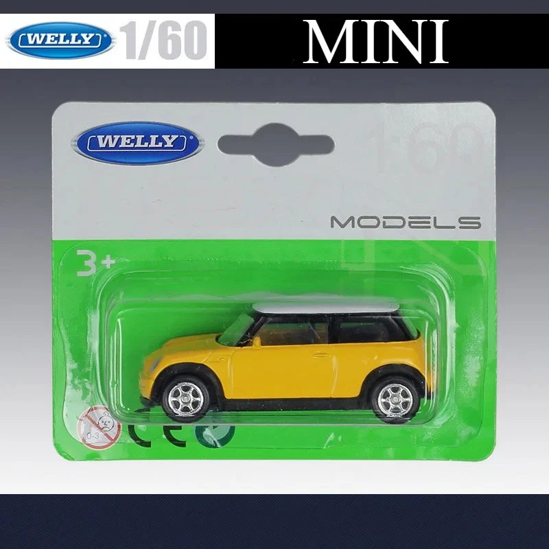 Welly 1:60 BMW Toyota Airport Baggage Tractor 2 Welly 1:60 BMW Toyota Airport Baggage Tractor - Image 2