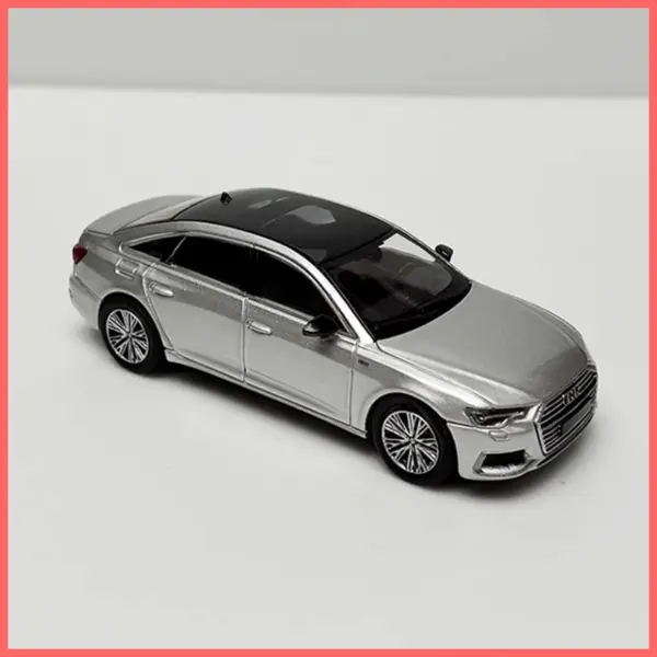 MASSDI 1/64 Scale Alloy Diecast Car Model - Image 5