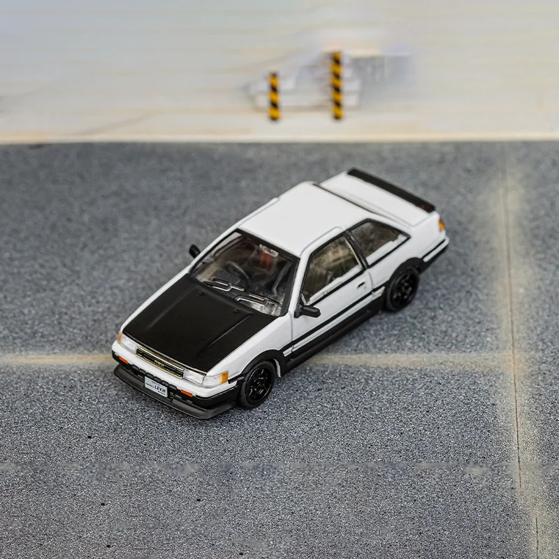 New Presale Dct/Shadow 1:64 Toyota Corolla Levin Ae86 Car Model Alloy Miniature Diecast Ornaments Toyota Static Custom Toy Gift 2 New Presale Dct/Shadow 1:64 Toyota Corolla Levin Ae86 Car Model Alloy Miniature Diecast Ornaments Toyota Static Custom Toy Gift - Image 2